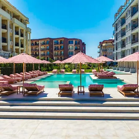 J'adore Secret Garden Residential Complex Апартаменти